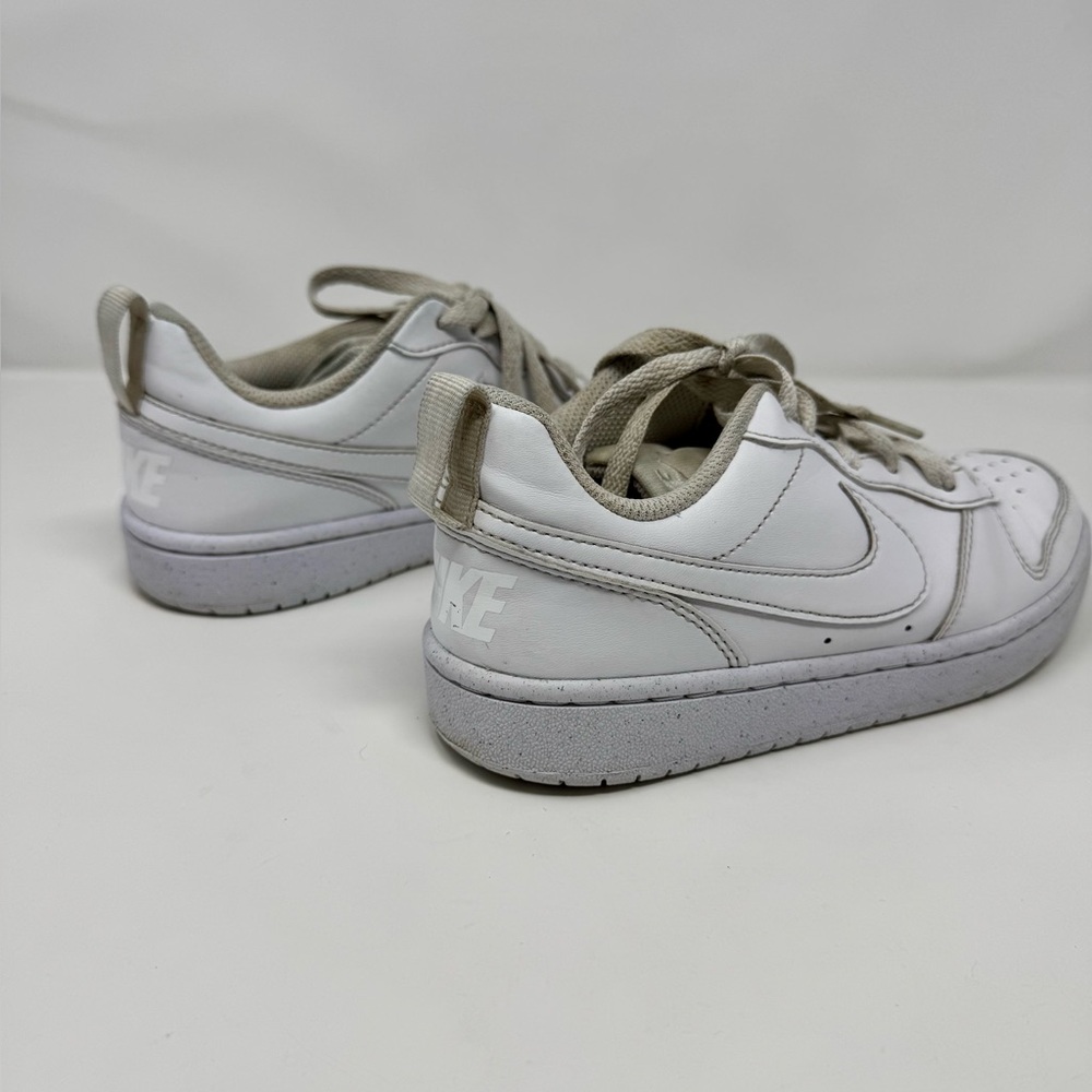 Nike Court Borough White Low-Top Sneakers; Size 3.5Y